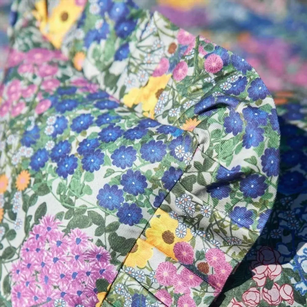 Sophie Williamson Design Ruffled Pillow Cover Pré Fleuri - Cover and Insert